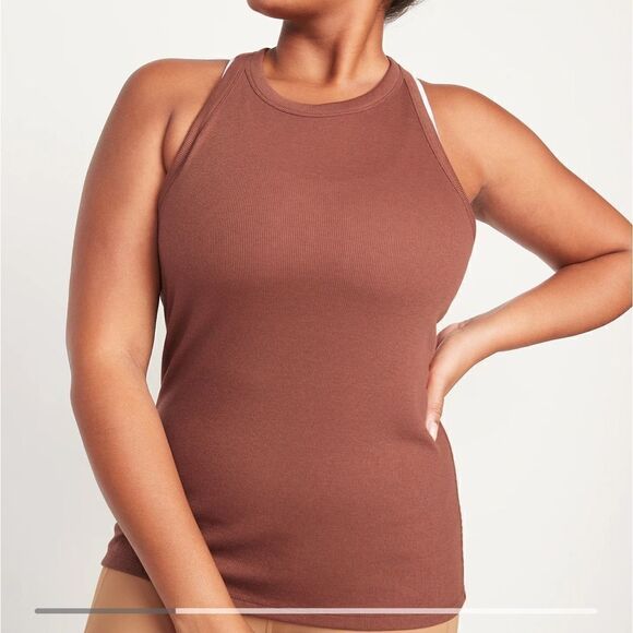 Old Navy Tank Top & Flip Flop Bundle ⚡️ - Picture 6 of 12